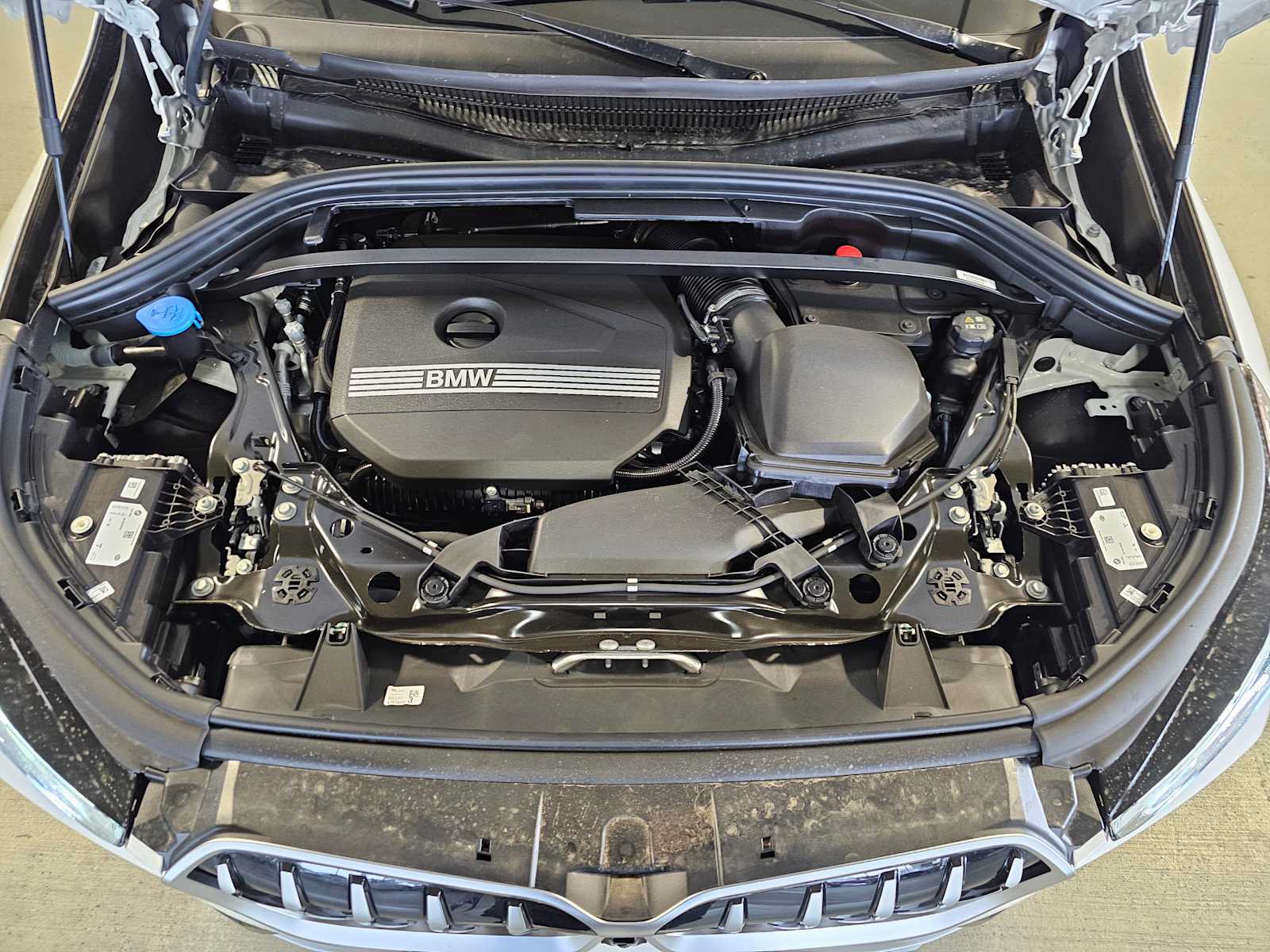 Thumbnail: 2026 BMW X1 - 8