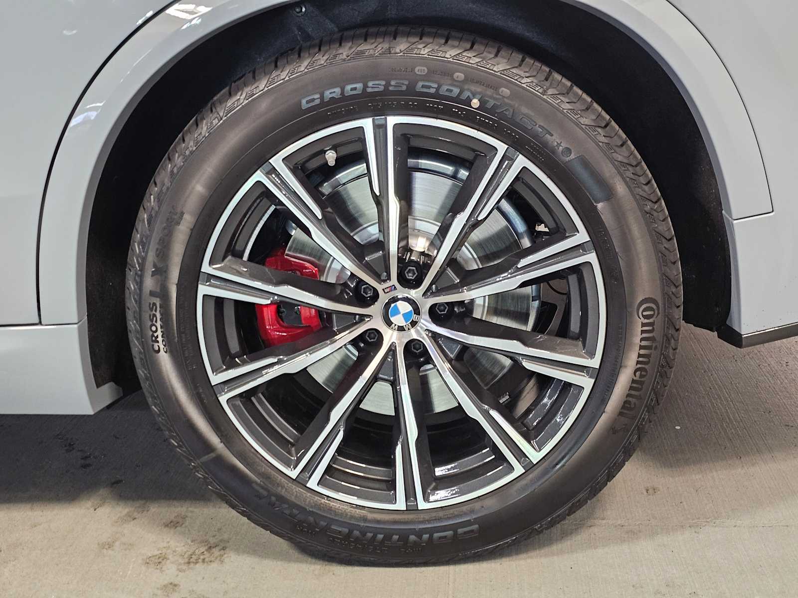 Thumbnail: 2026 BMW X5 - 8