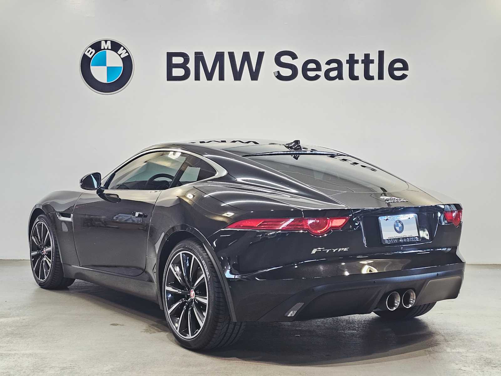 Thumbnail: 2016 Jaguar F-Type - 4