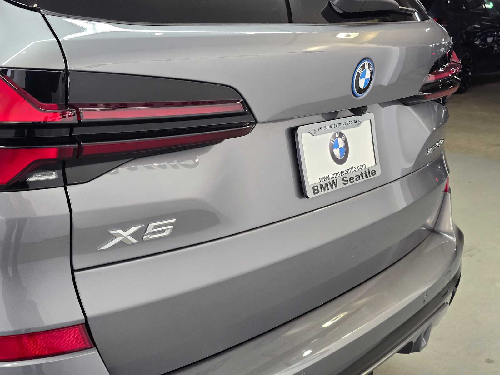 Thumbnail: 2026 BMW X5 - 7