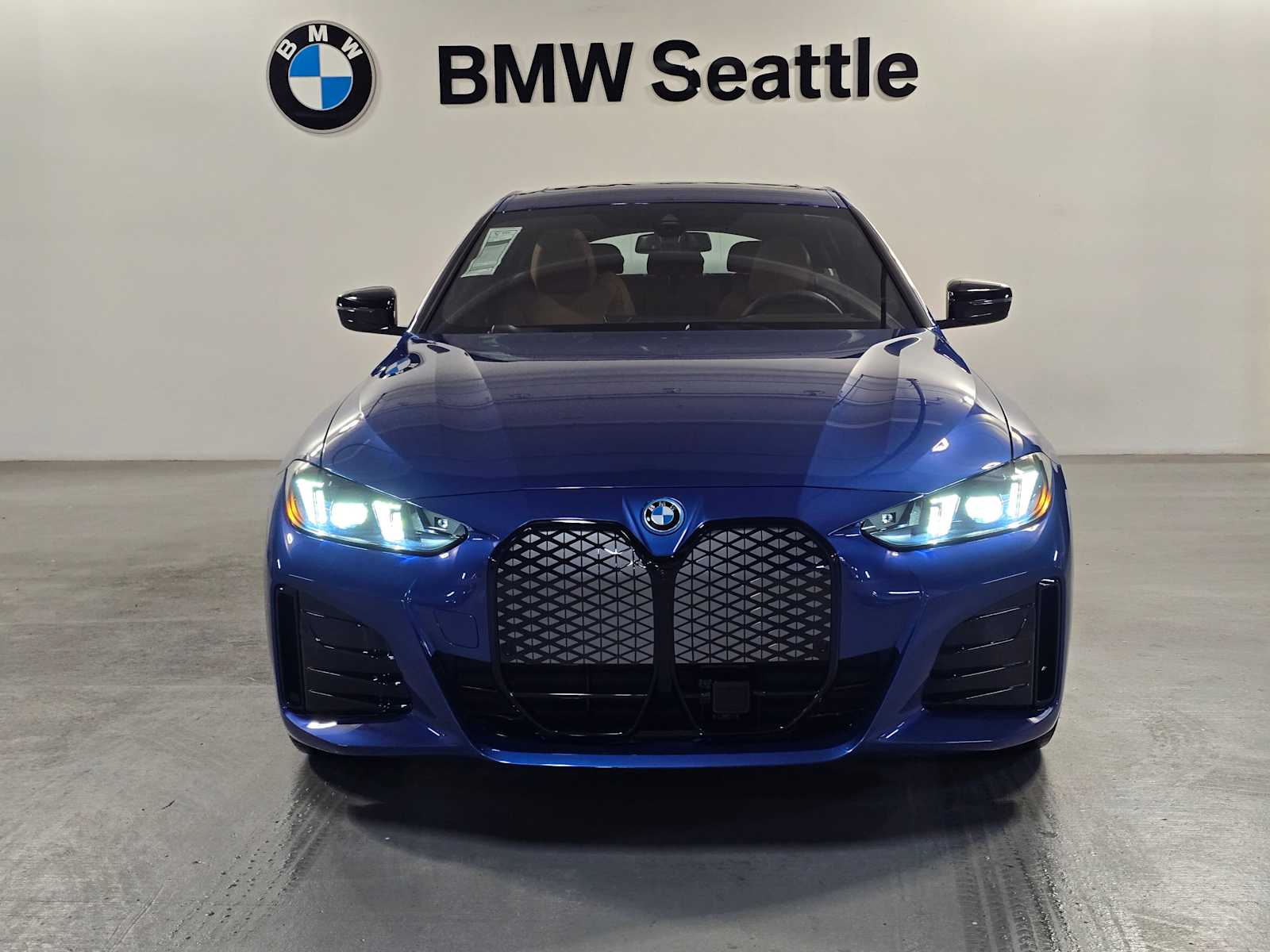 Thumbnail: 2025 BMW i4 - 6