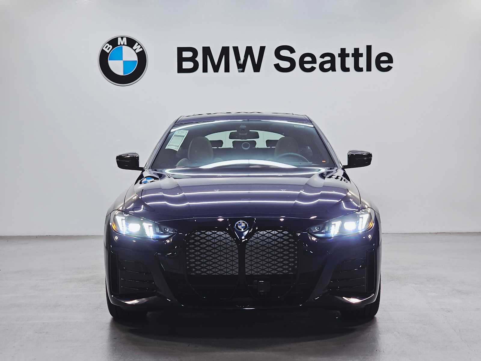 Thumbnail: 2025 BMW i4 - 6