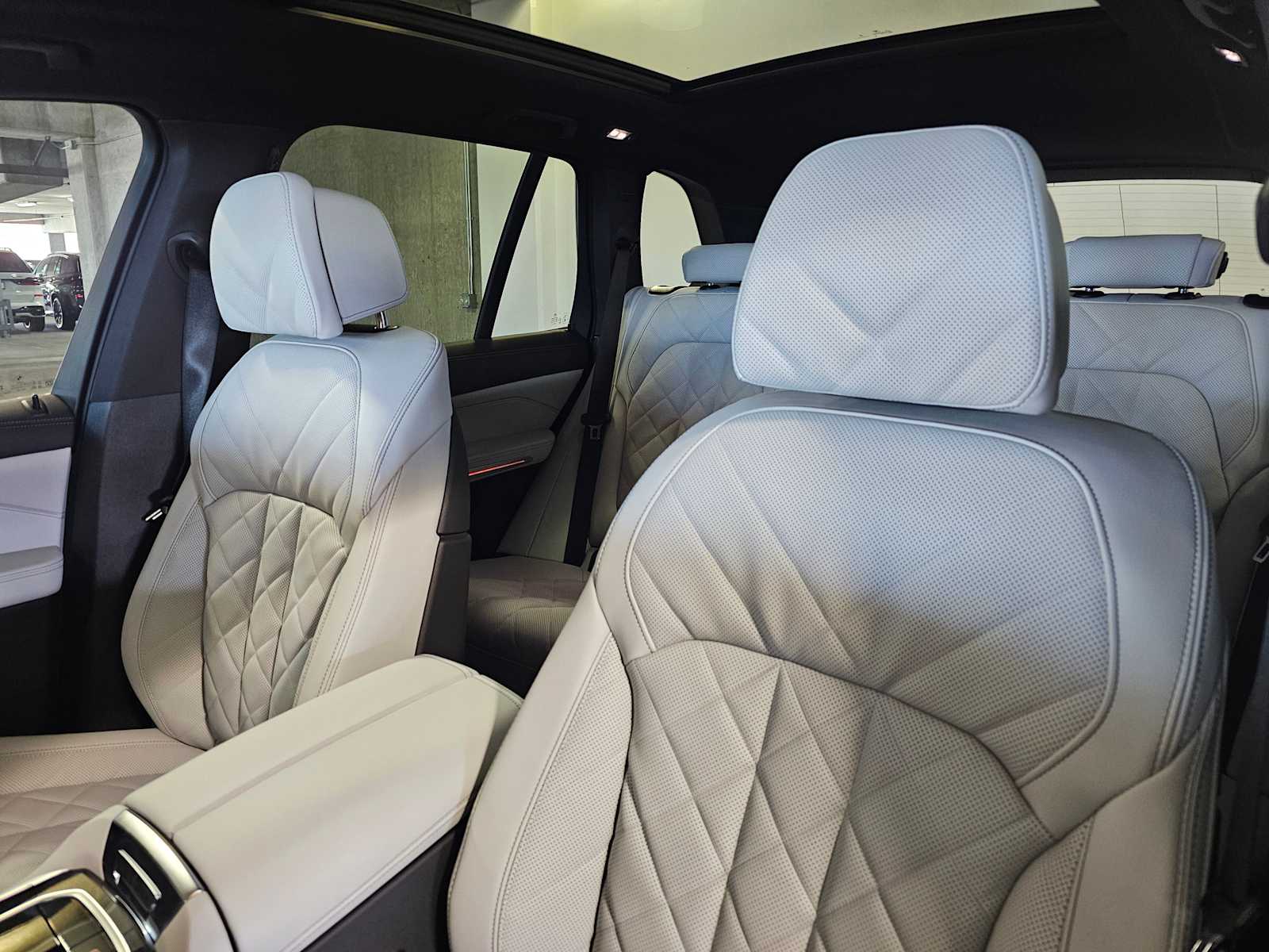 Thumbnail: 2026 BMW X5 - 34