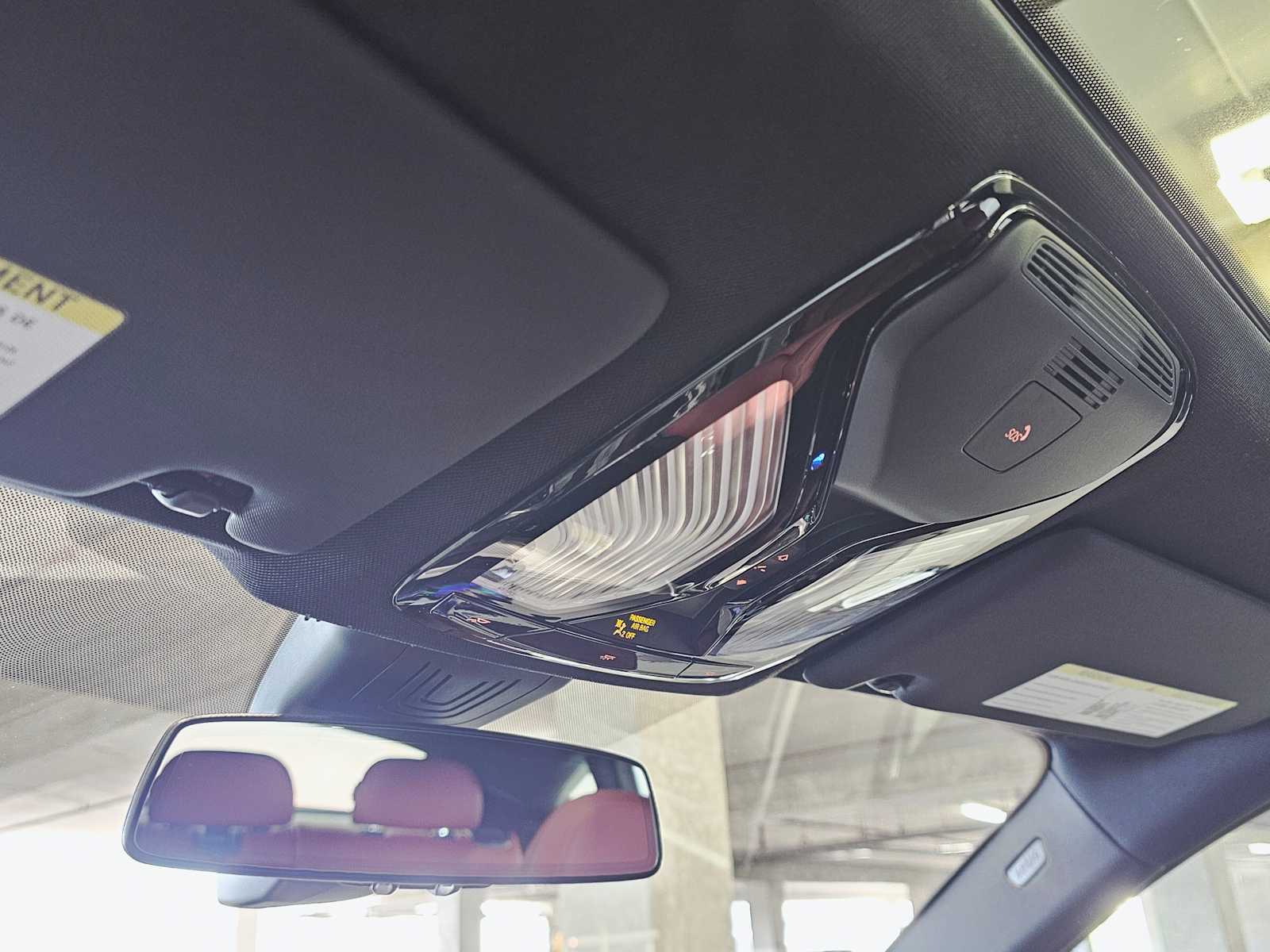 Thumbnail: 2025 BMW i4 - 21