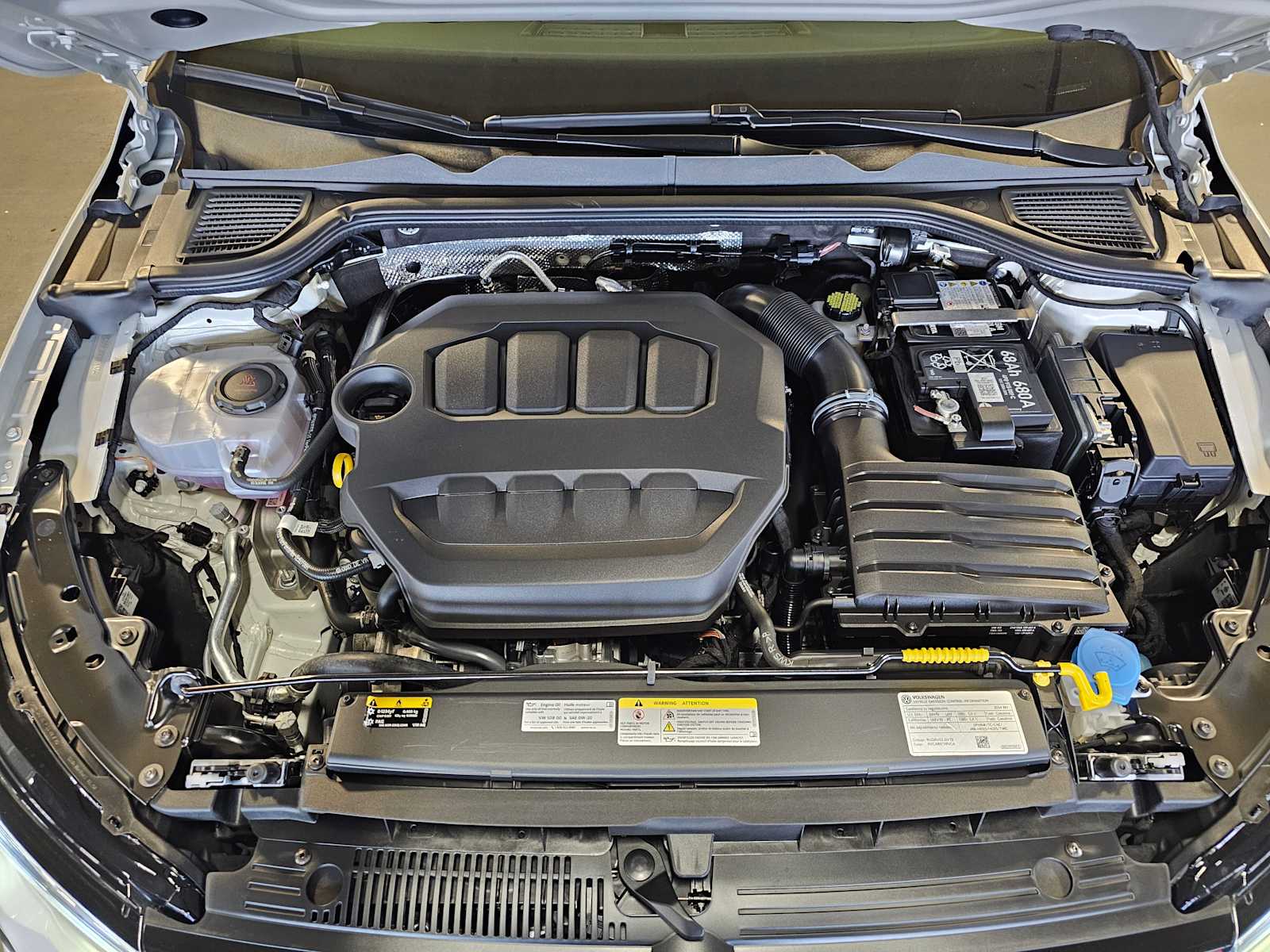 Thumbnail: 2024 Volkswagen Golf - 9