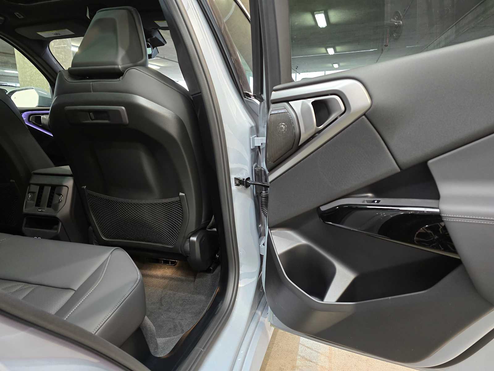 Thumbnail: 2026 BMW X3 - 27