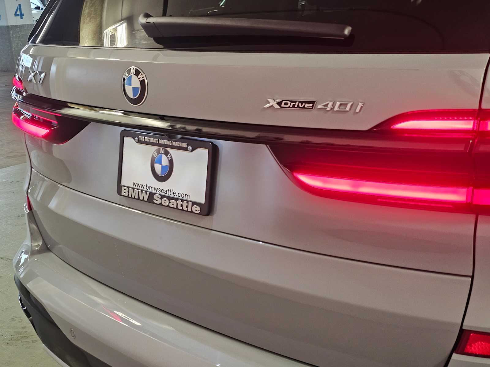 Thumbnail: 2026 BMW X7 - 7