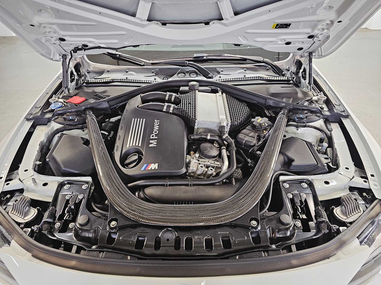 Thumbnail: 2020 BMW M4 - 9