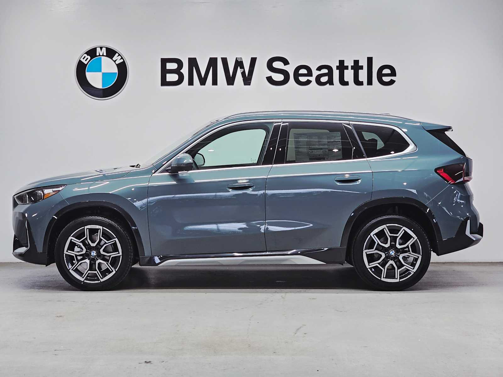 Thumbnail: 2026 BMW X1 - 3