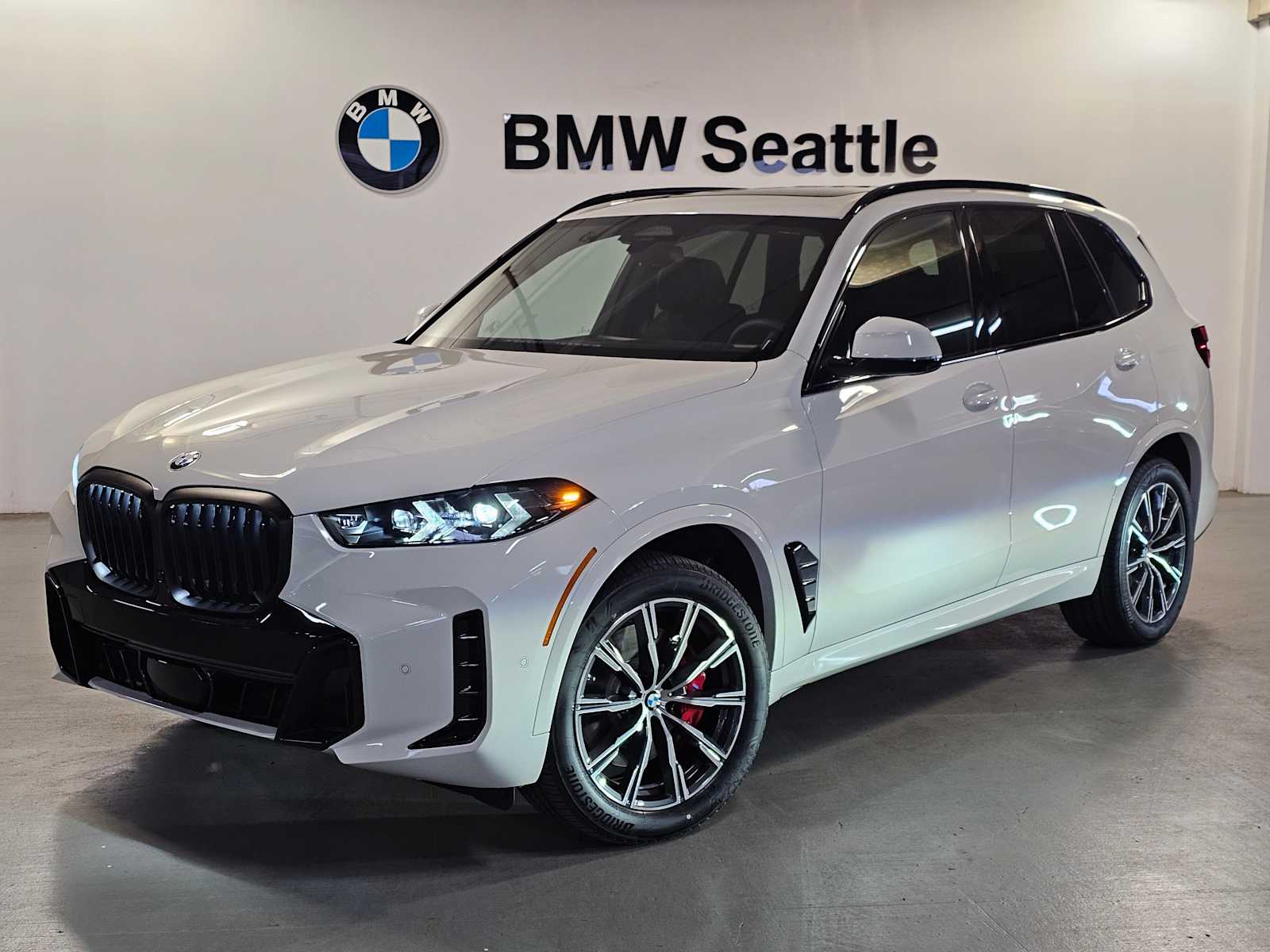 Thumbnail: 2026 BMW X5 - 1