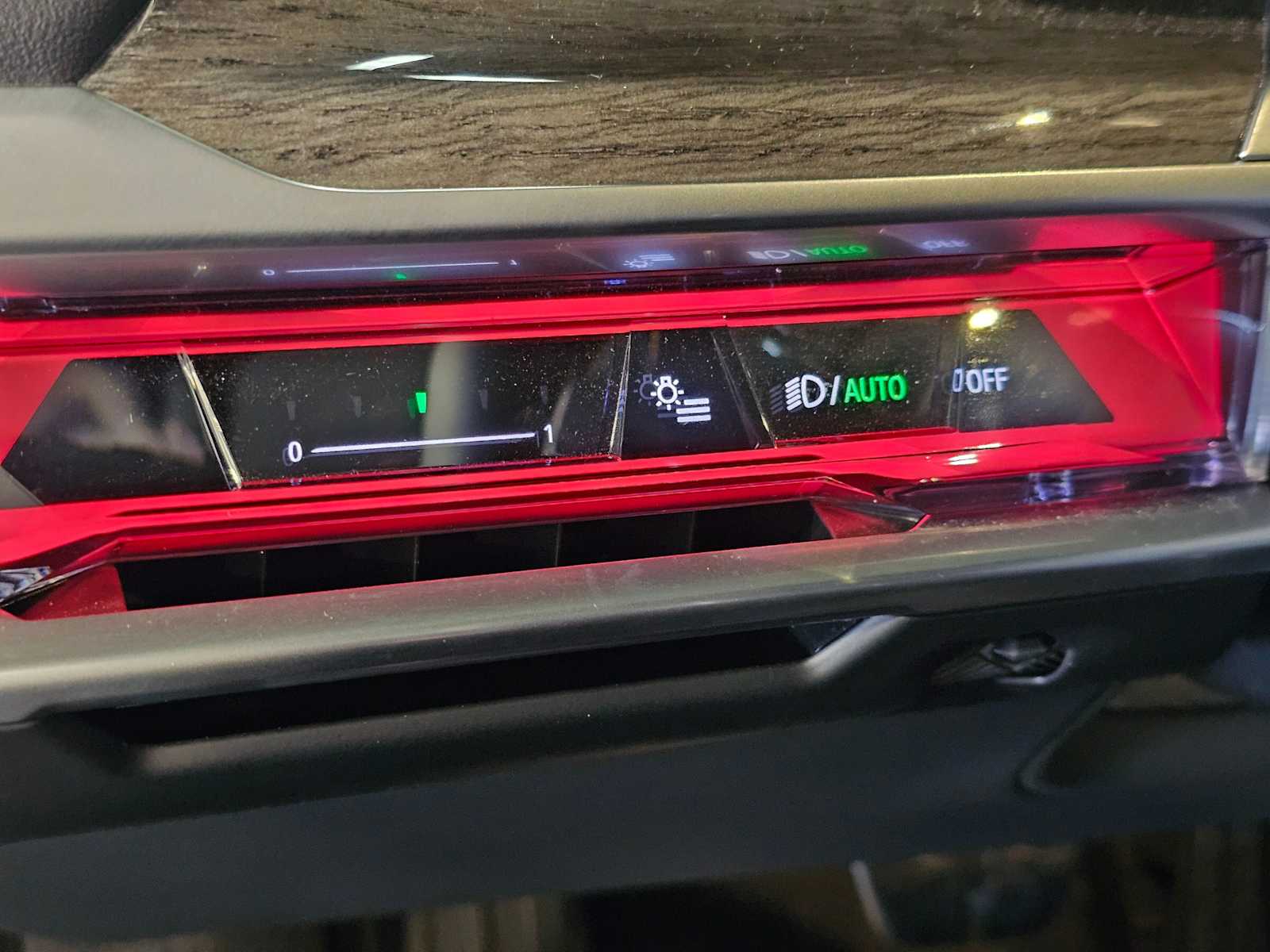 Thumbnail: 2025 BMW 7 Series - 2