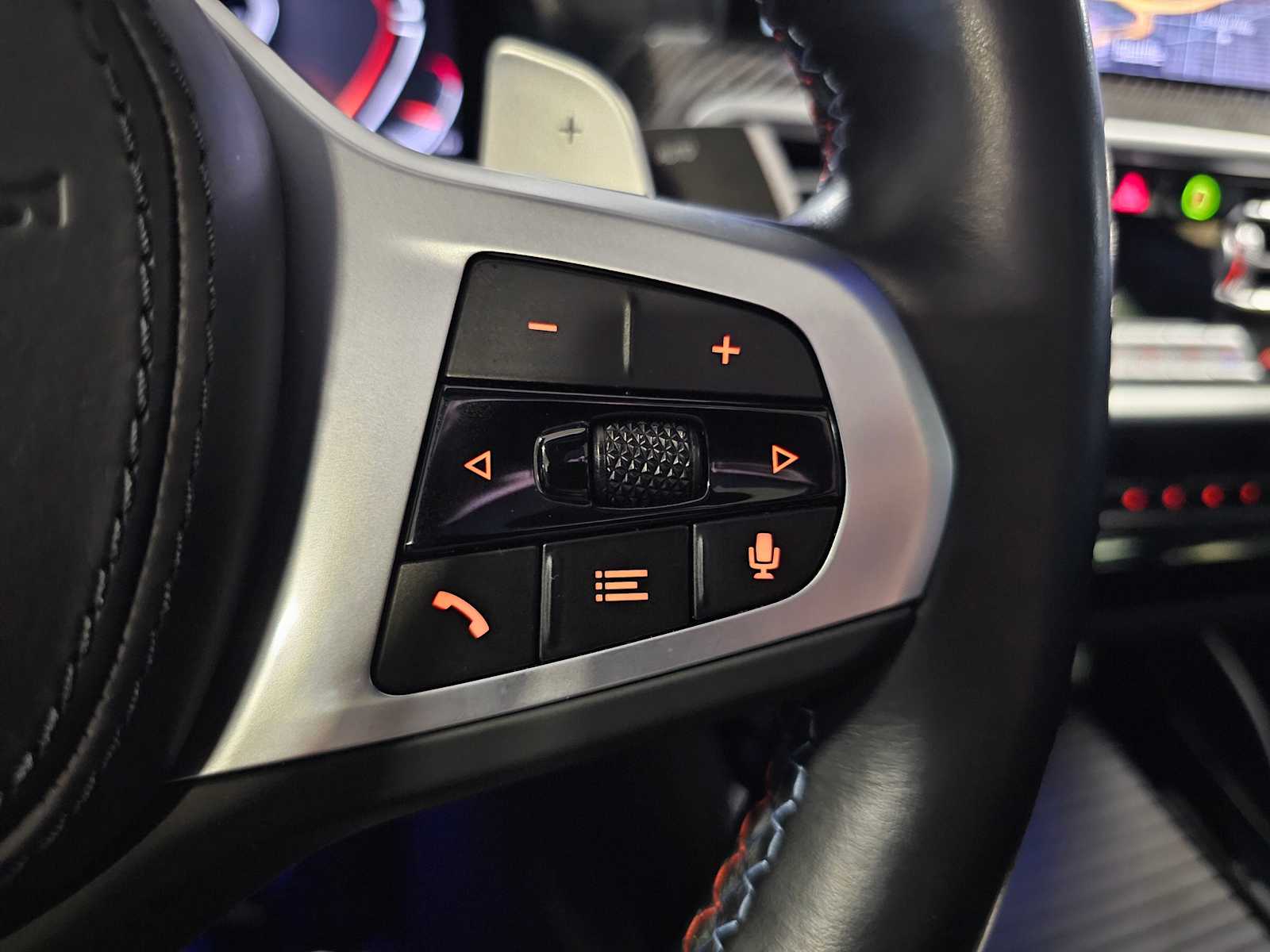 Thumbnail: 2023 BMW X4 - 18