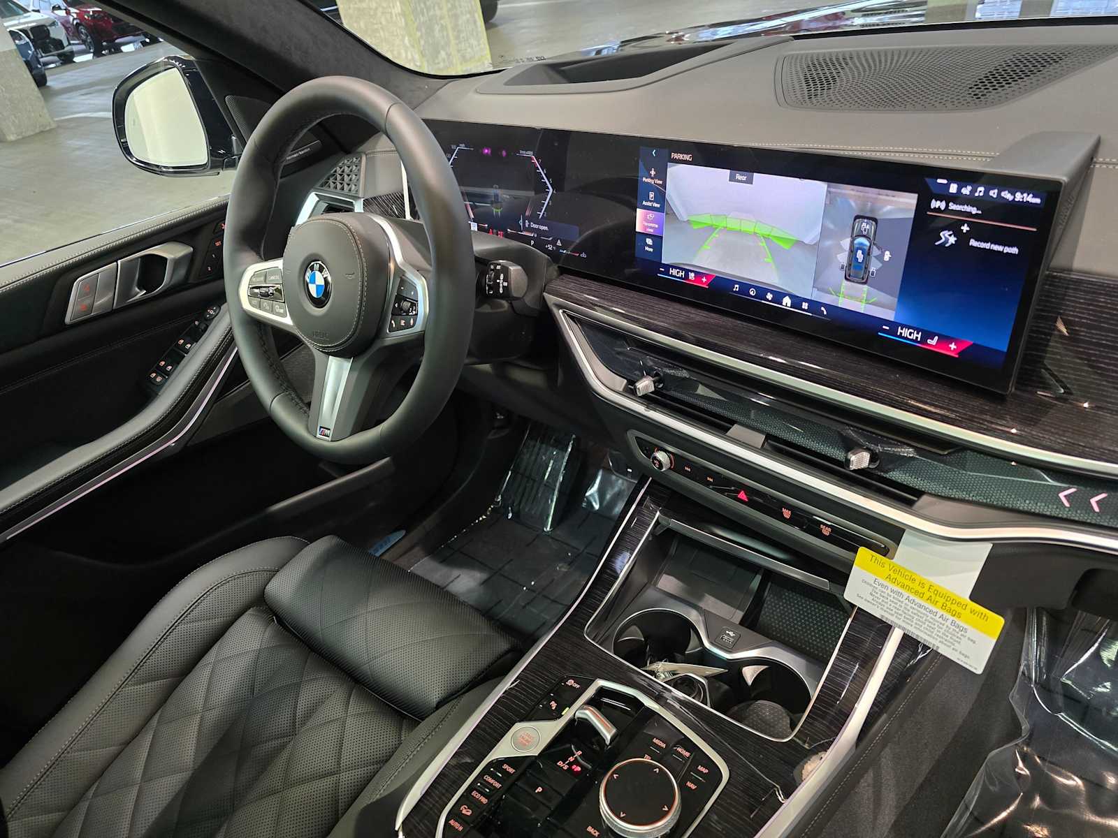 Thumbnail: 2026 BMW X7 - 32