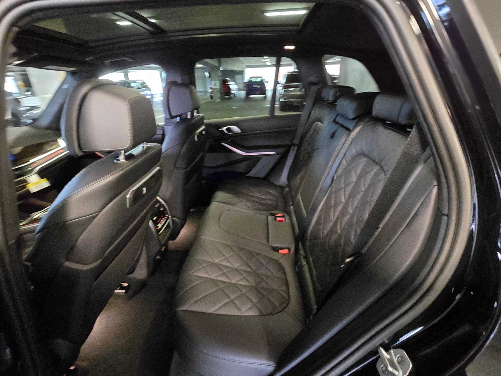 Thumbnail: 2026 BMW X5 - 23