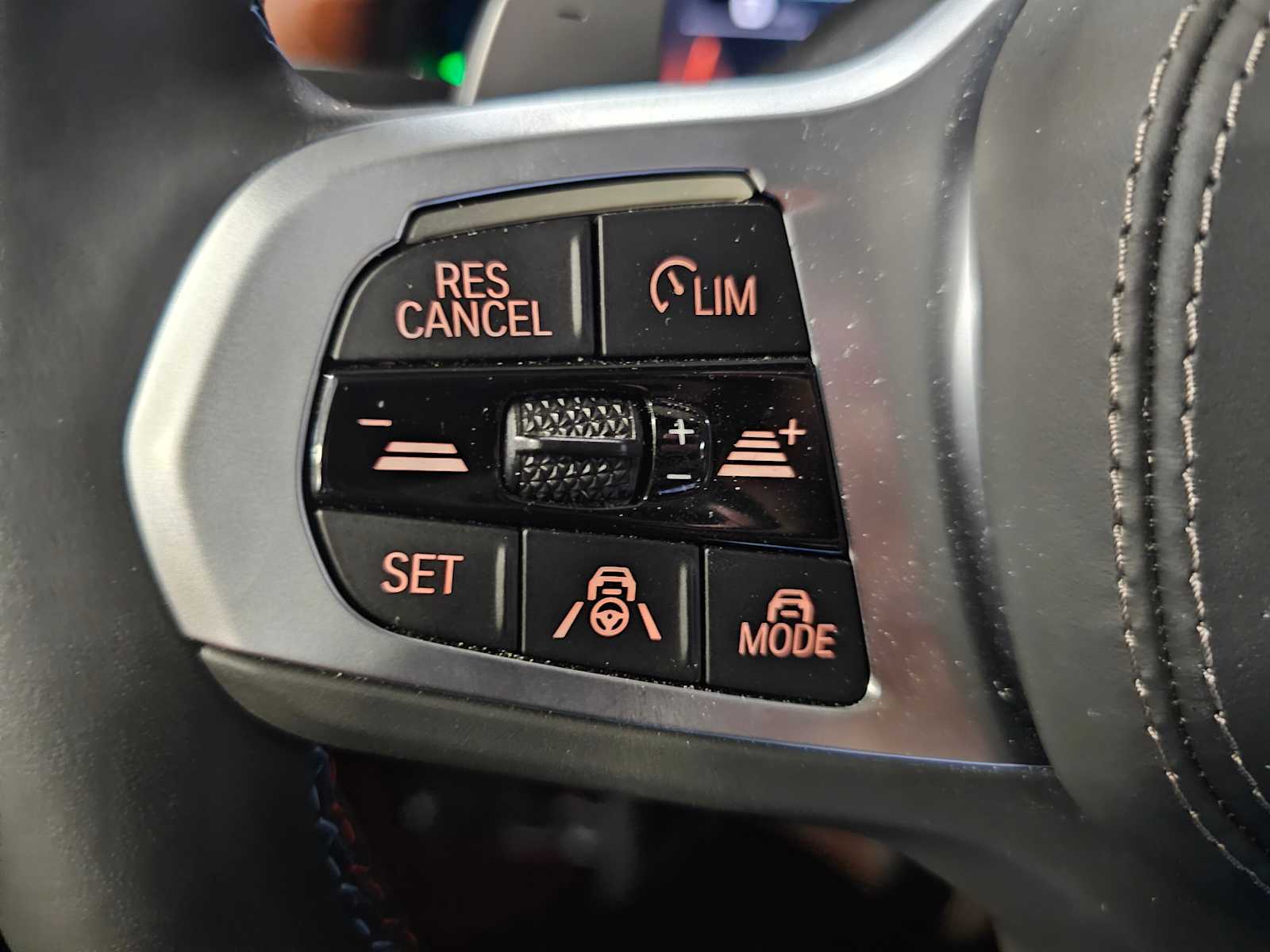 Thumbnail: 2025 BMW 8 Series - 20