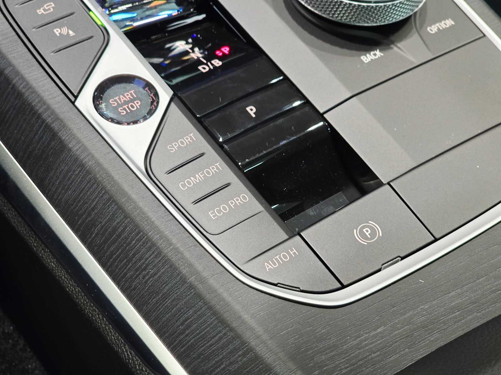 Thumbnail: 2026 BMW i4 - 17