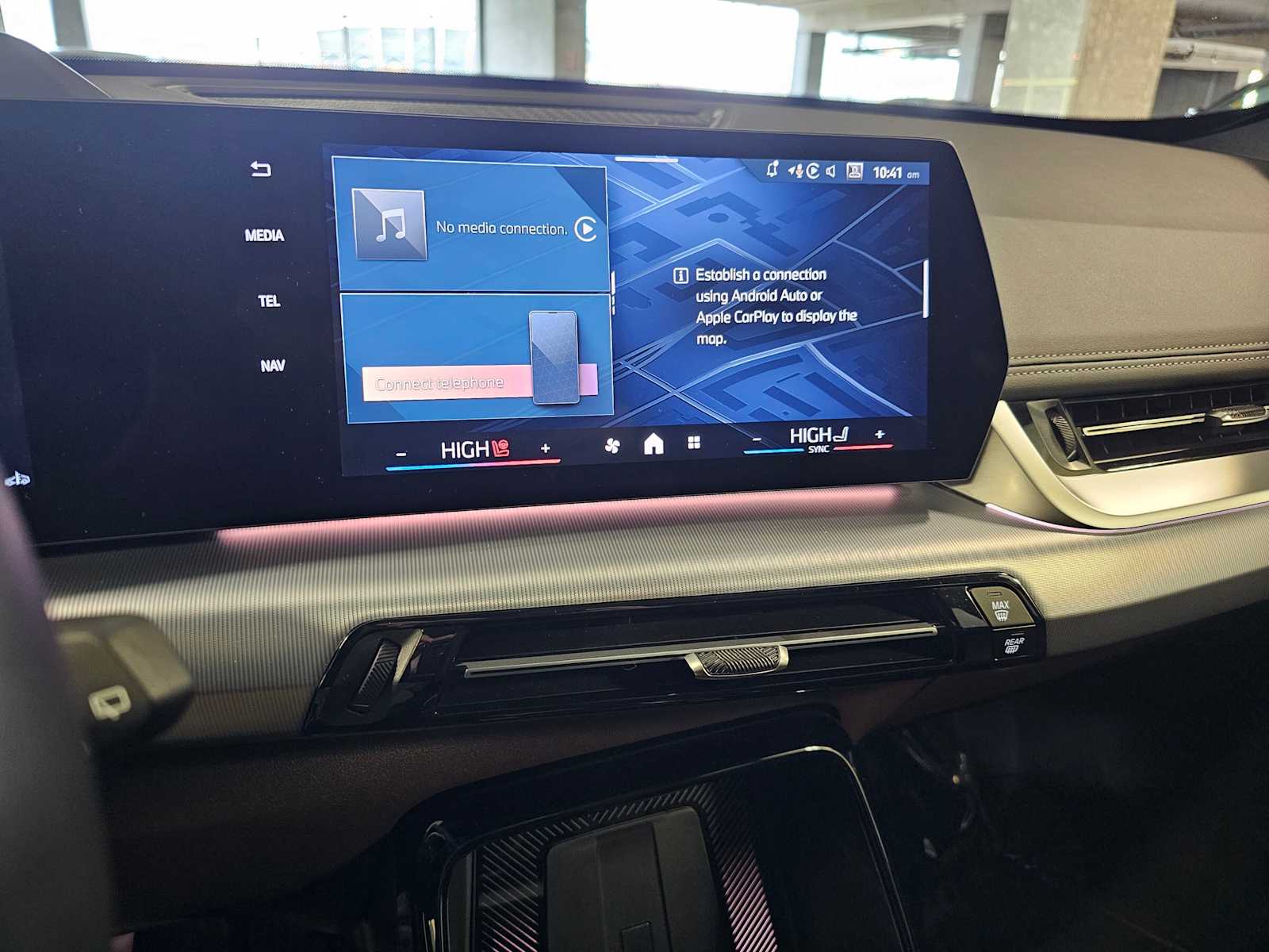 Thumbnail: 2025 BMW X1 - 13