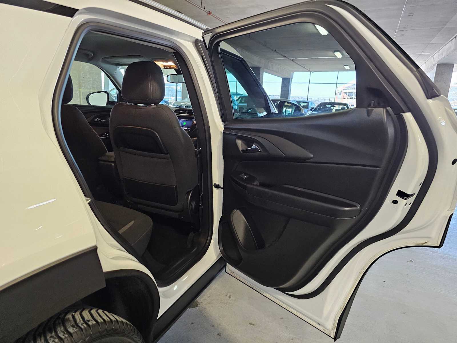 Thumbnail: 2022 Chevrolet TrailBlazer - 31