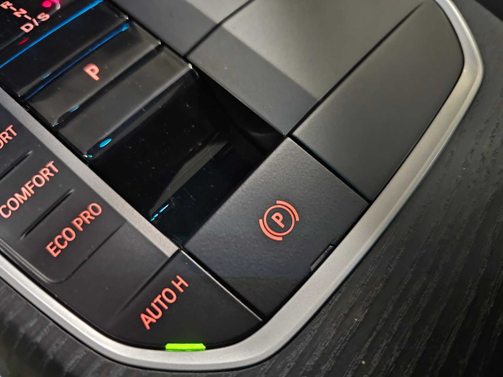 Thumbnail: 2025 BMW 3 Series - 23