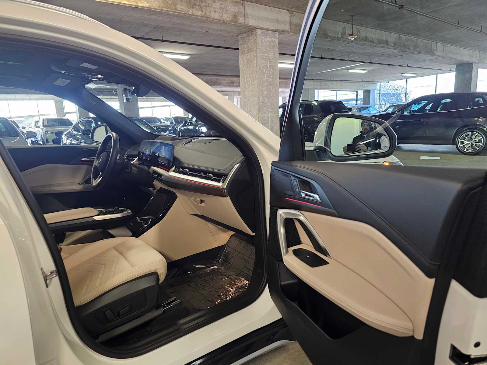 Thumbnail: 2025 BMW X1 - 38