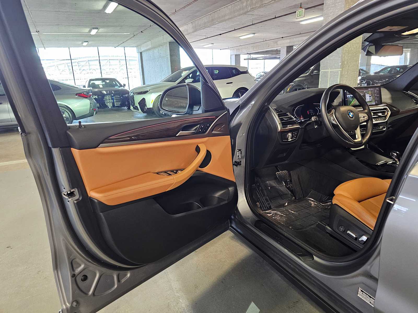 Thumbnail: 2023 BMW X3 - 32