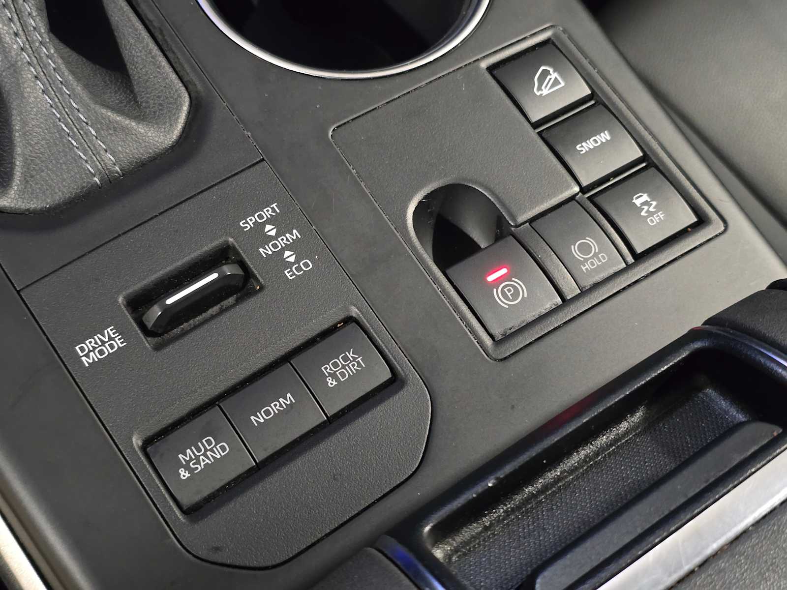 Thumbnail: 2024 Toyota Highlander - 18