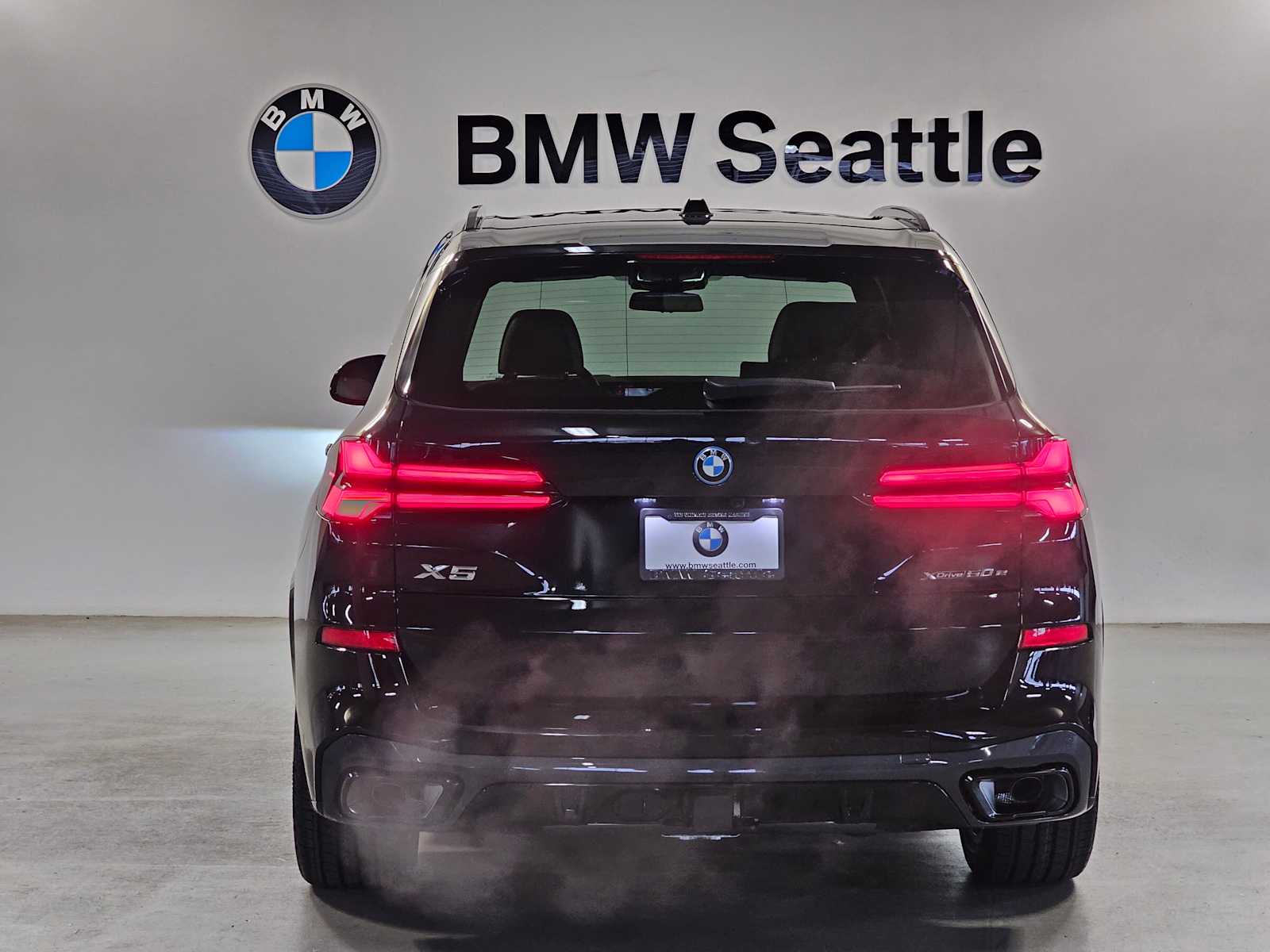 Thumbnail: 2026 BMW X5 - 5