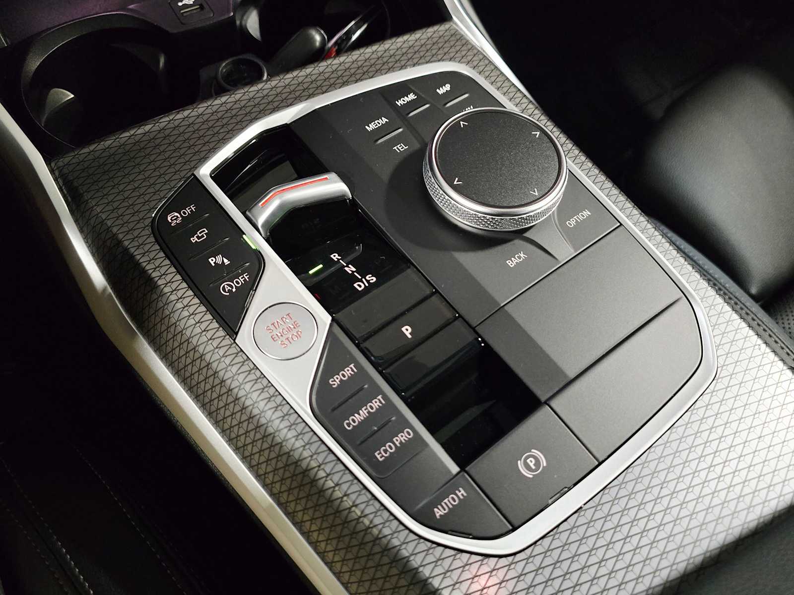 2023 BMW 3 Series 330i xDrive 18