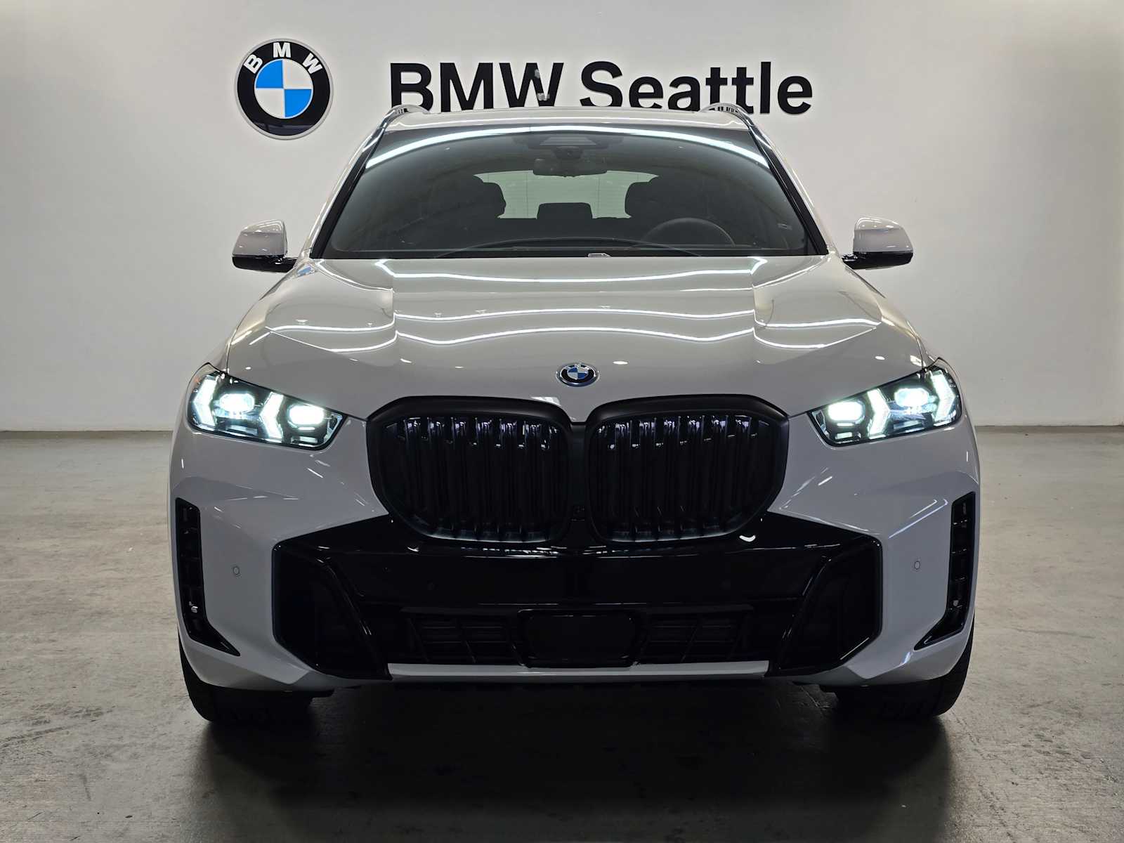 Thumbnail: 2026 BMW X5 - 6