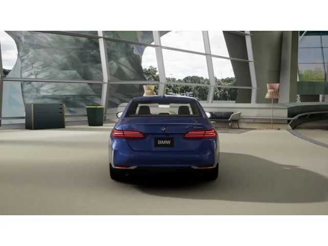 Thumbnail: 2026 BMW 5 Series - 5