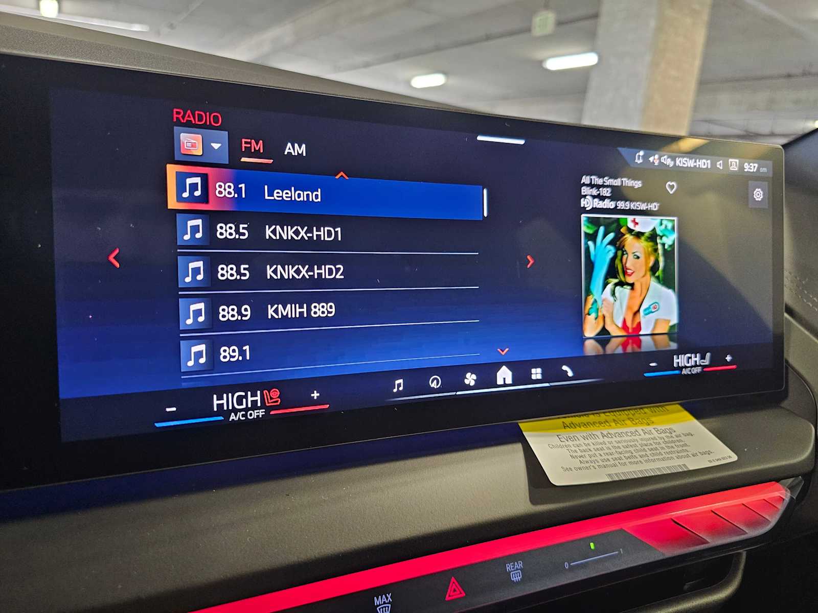 Thumbnail: 2026 BMW X3 - 15