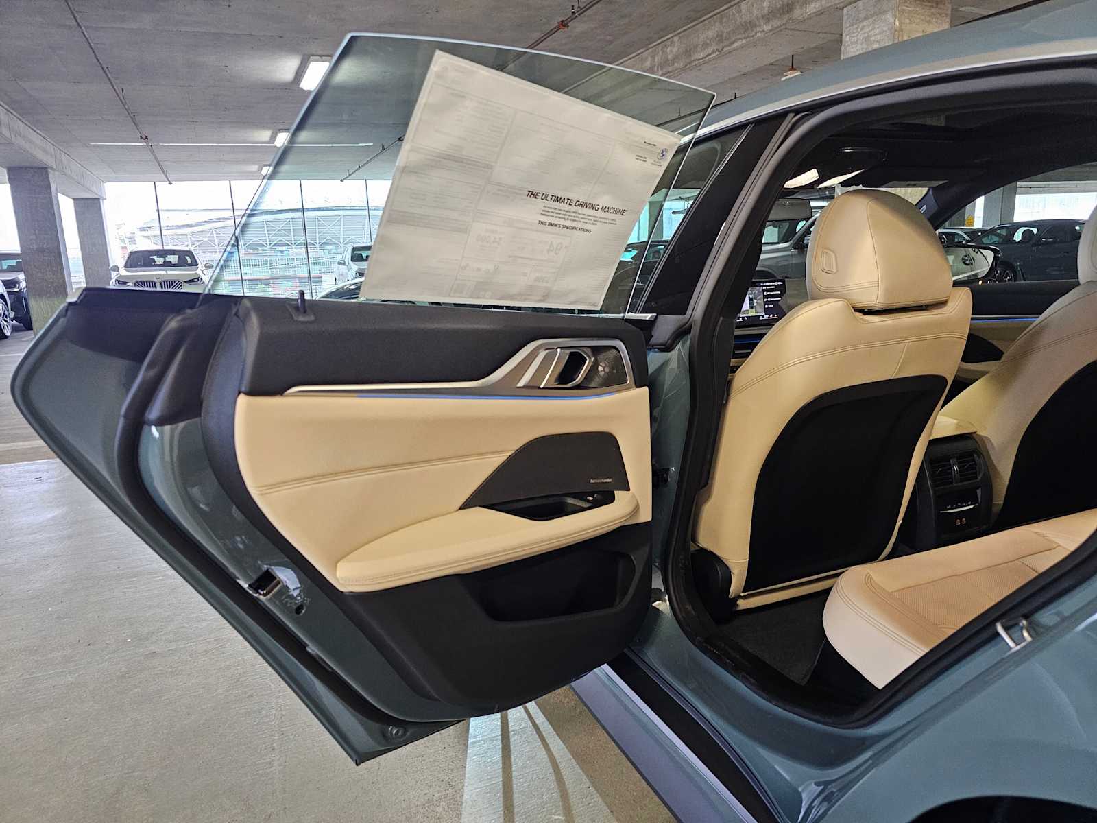 Thumbnail: 2026 BMW i4 - 33