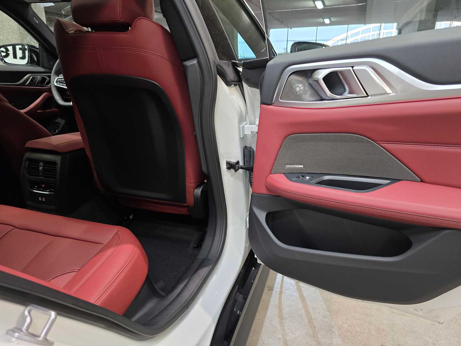 Thumbnail: 2026 BMW 4 Series - 28