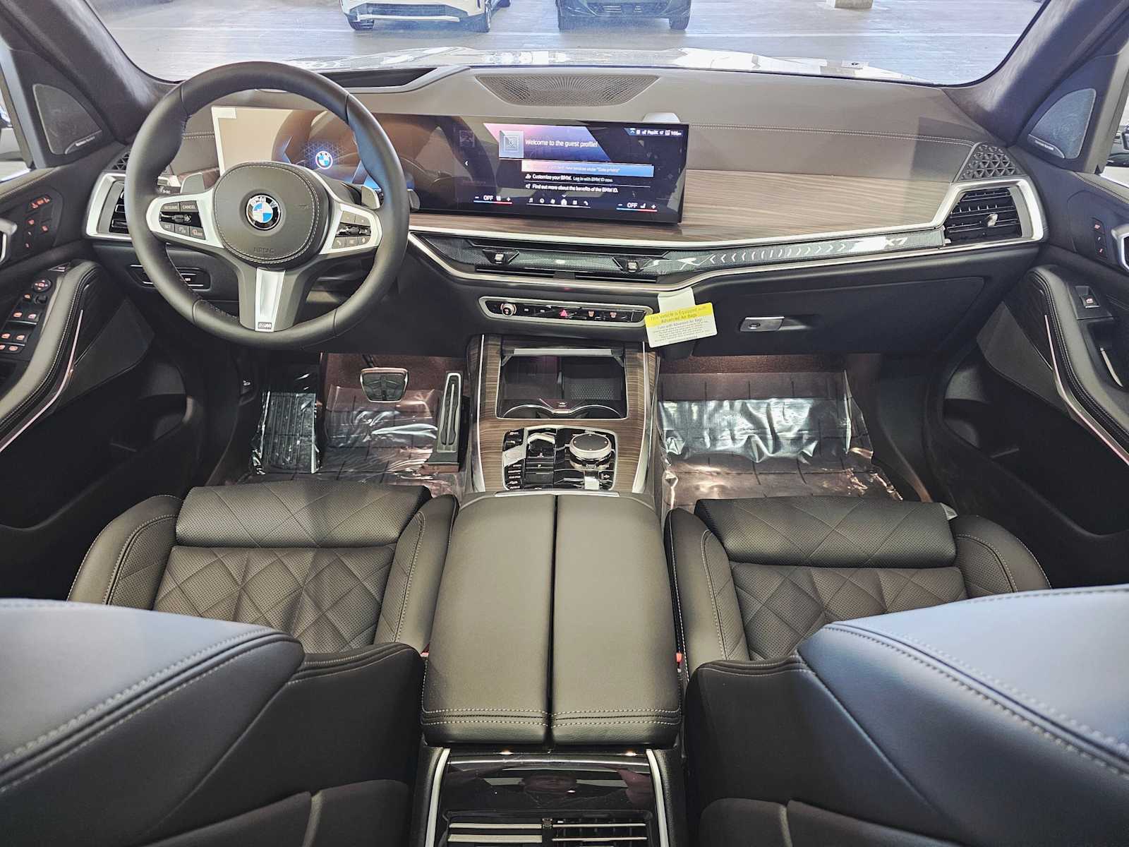 Thumbnail: 2026 BMW X7 - 8