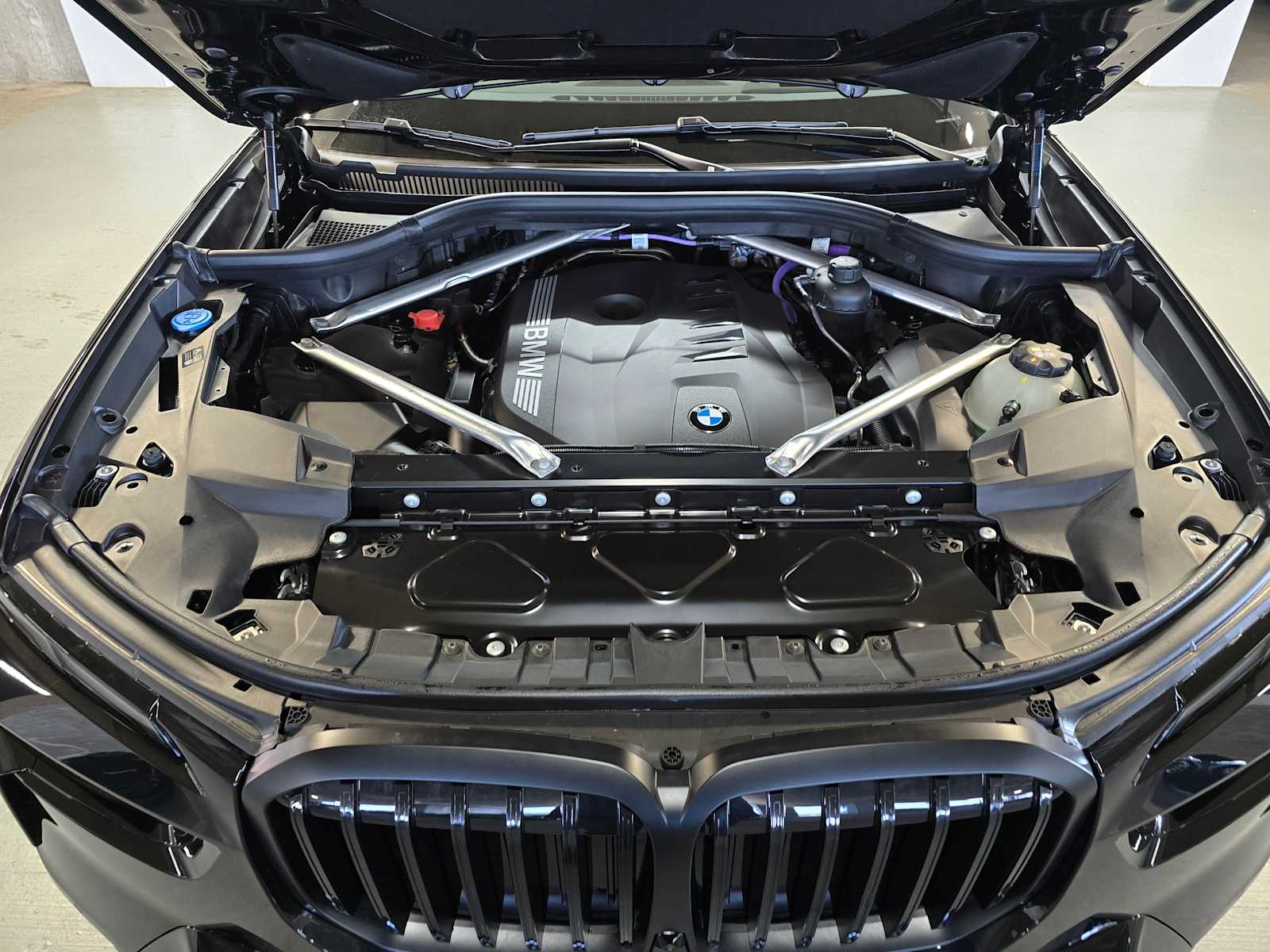 Thumbnail: 2026 BMW X7 - 9