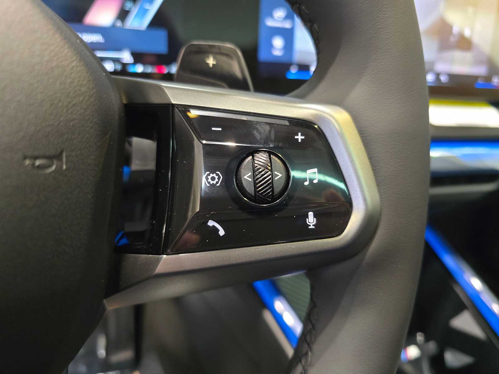 Thumbnail: 2026 BMW X3 - 18