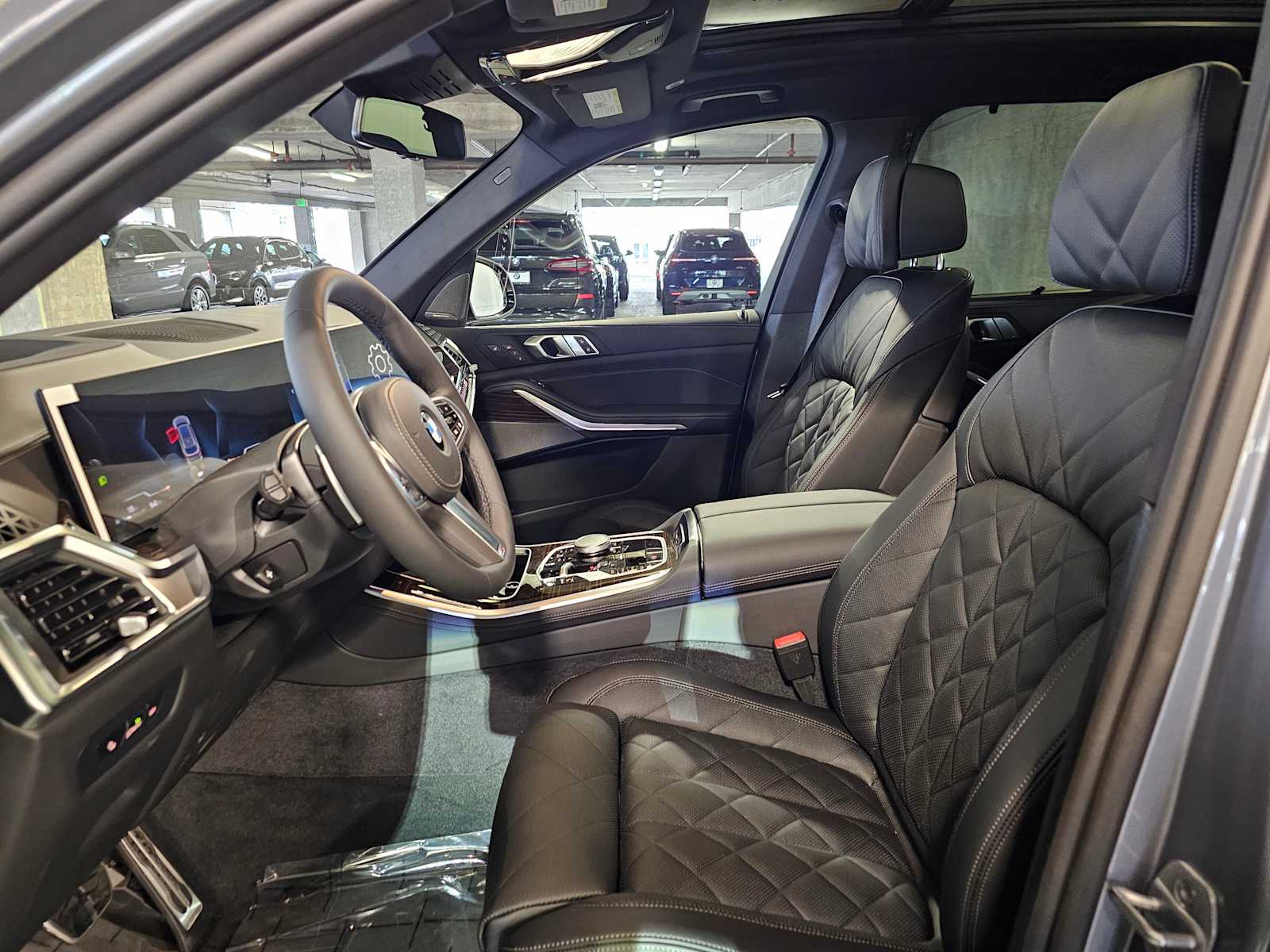 Thumbnail: 2026 BMW X5 - 31