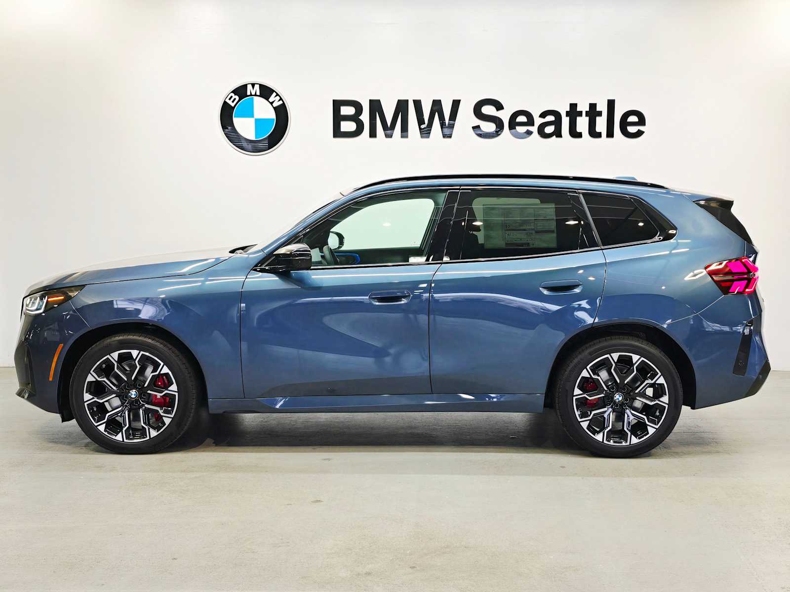 Thumbnail: 2025 BMW X3 - 3