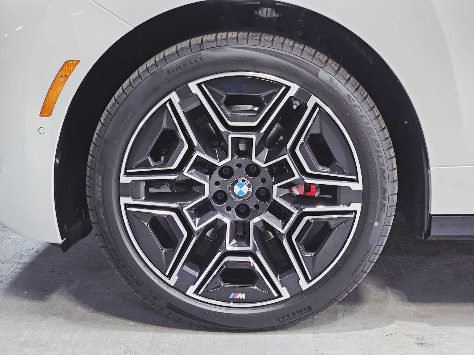 Thumbnail: 2026 BMW iX - 8