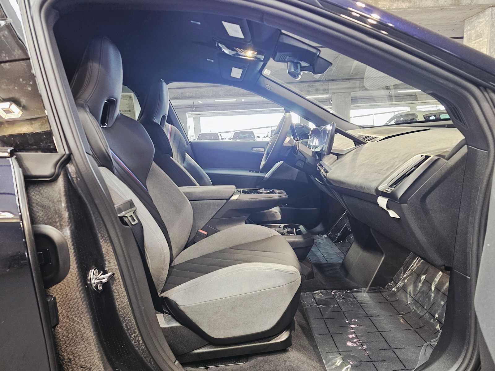 Thumbnail: 2026 BMW iX - 27