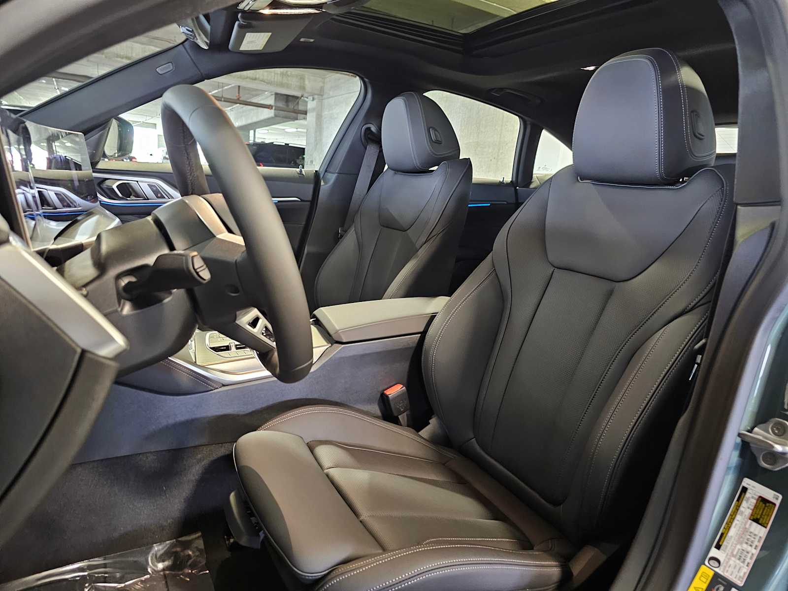 Thumbnail: 2026 BMW i4 - 30