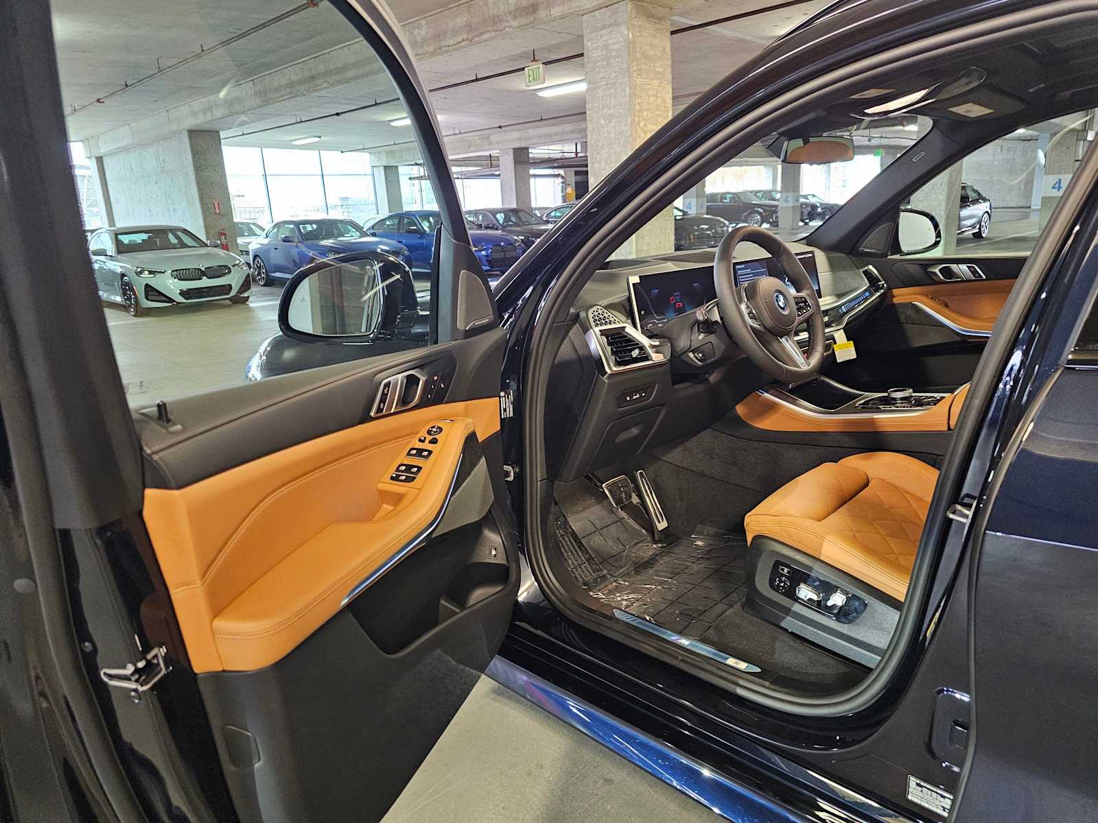 Thumbnail: 2026 BMW X5 - 32