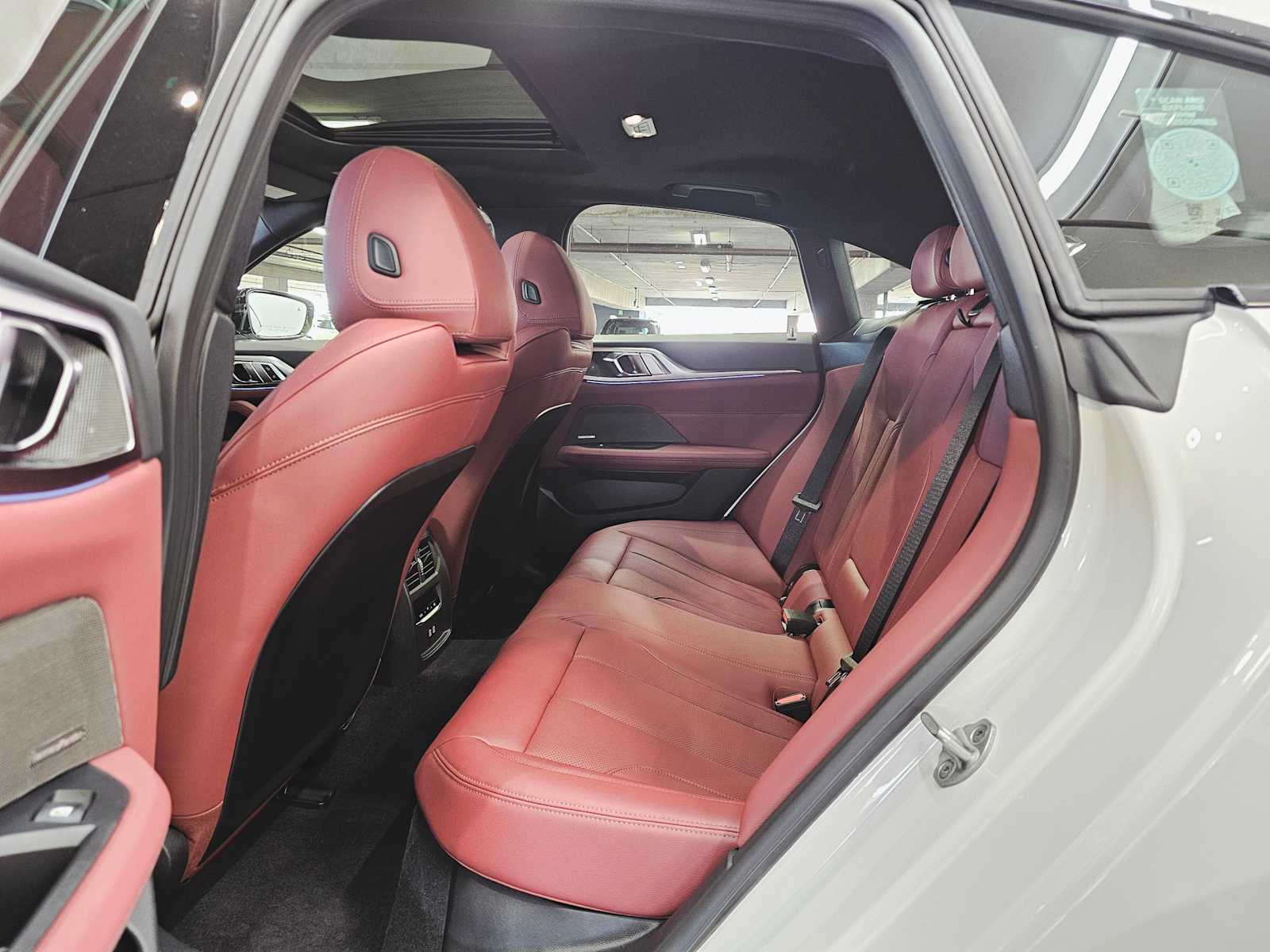 Thumbnail: 2025 BMW i4 - 25