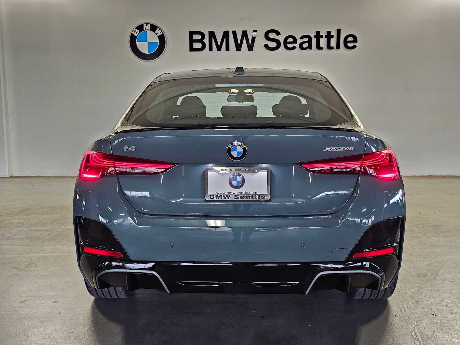 Thumbnail: 2026 BMW i4 - 5