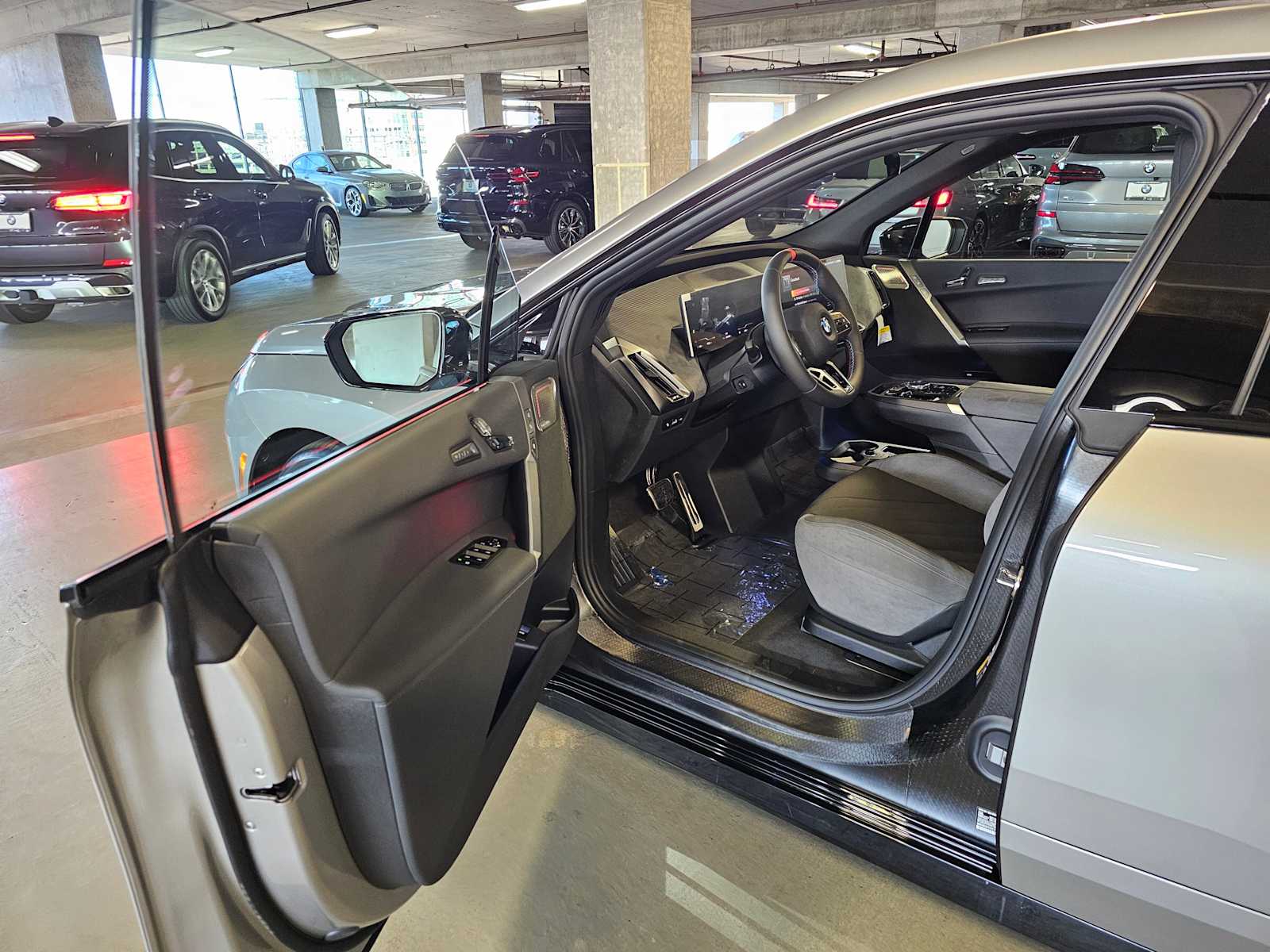 Thumbnail: 2026 BMW iX - 28