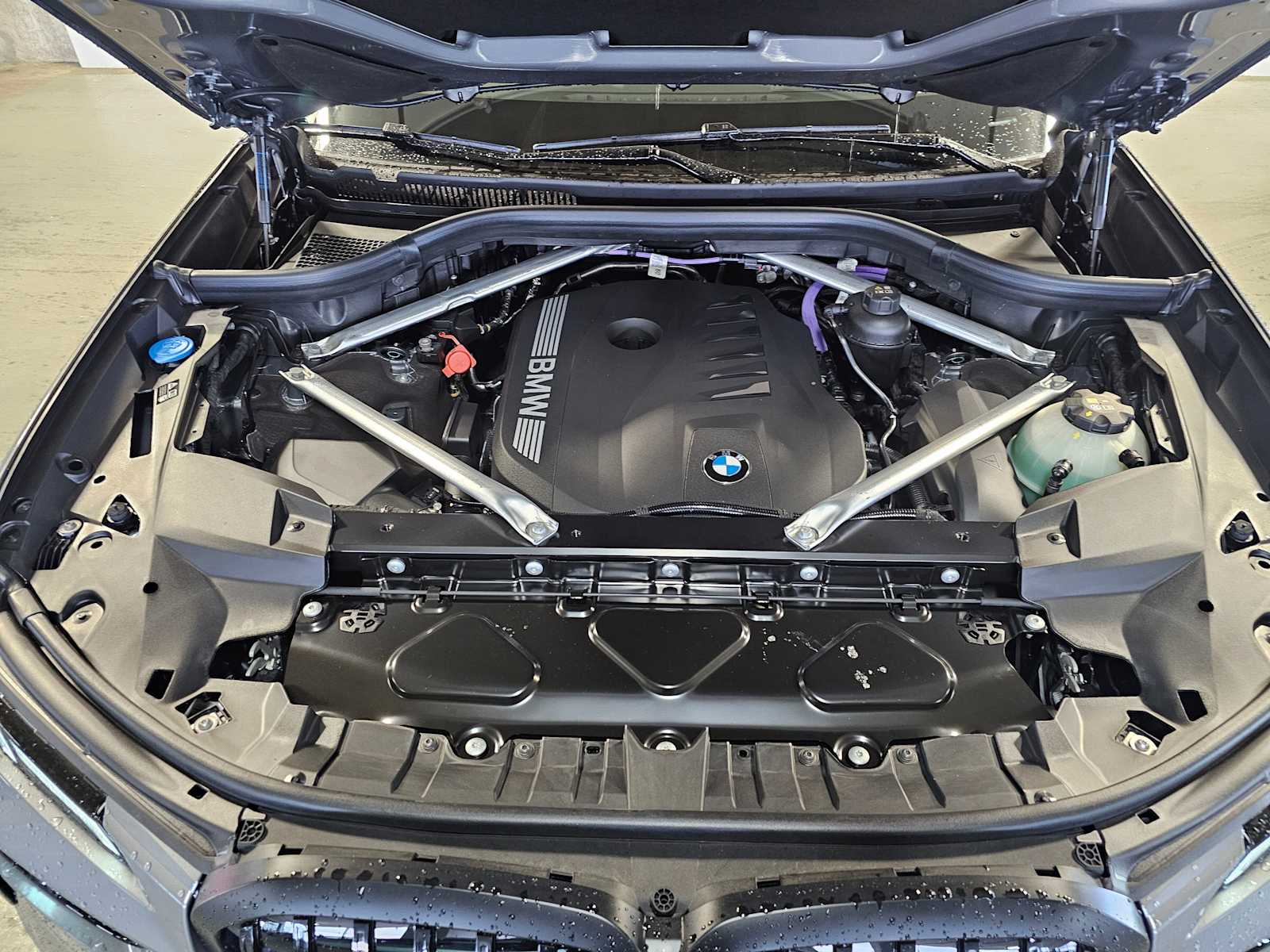 Thumbnail: 2026 BMW X7 - 9