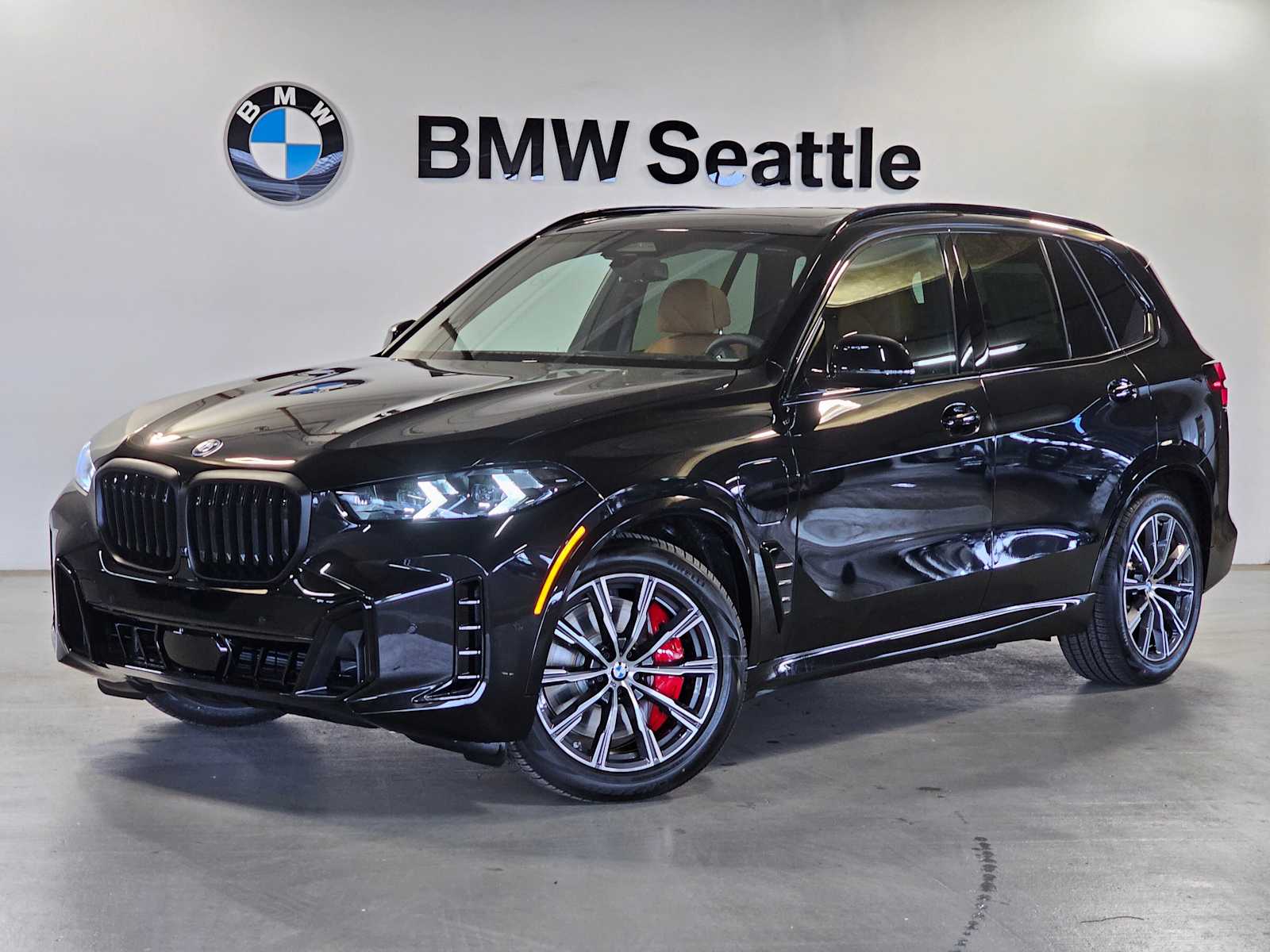 Thumbnail: 2026 BMW X5 - 1