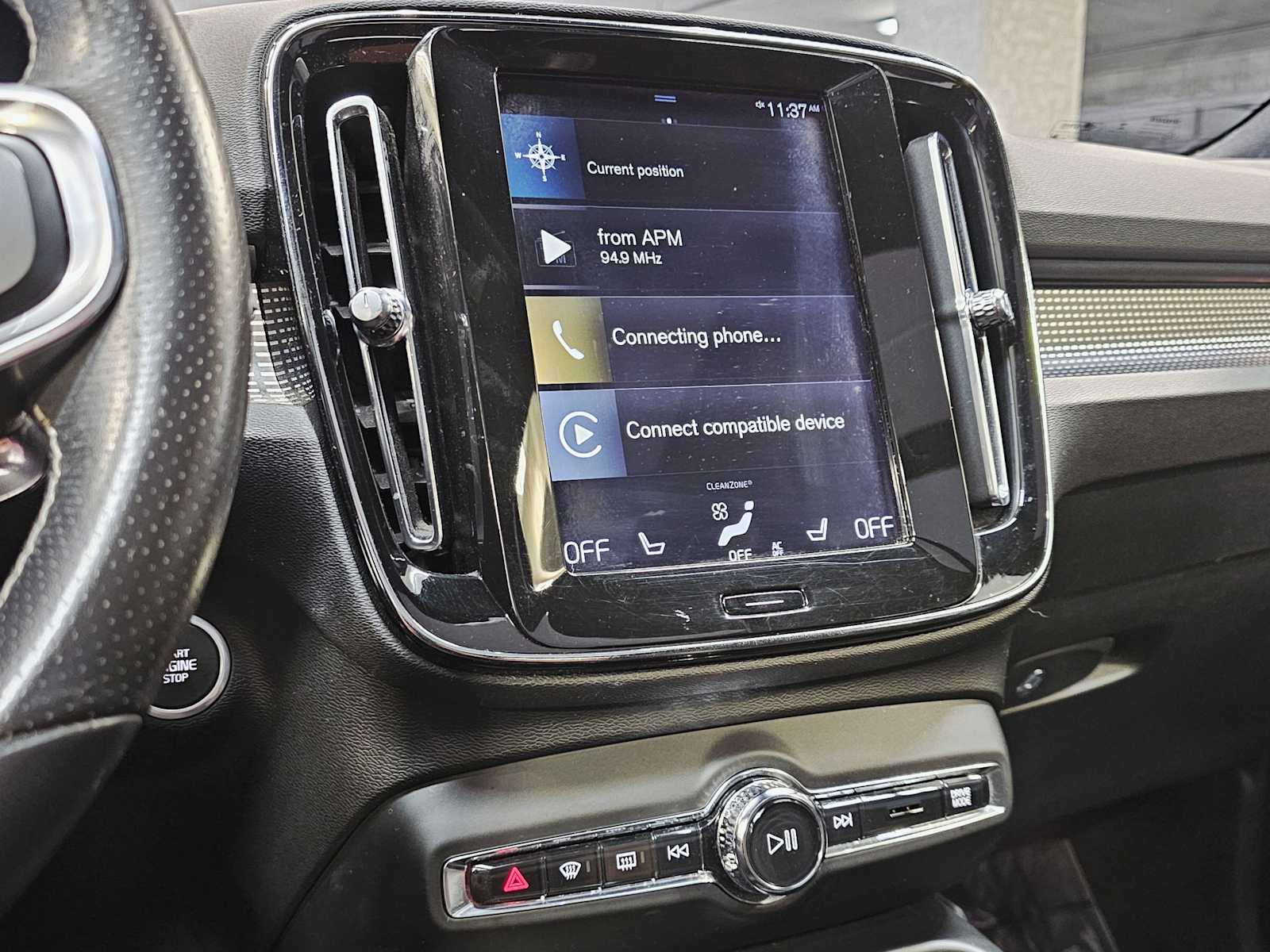 Thumbnail: 2020 Volvo XC40 - 16