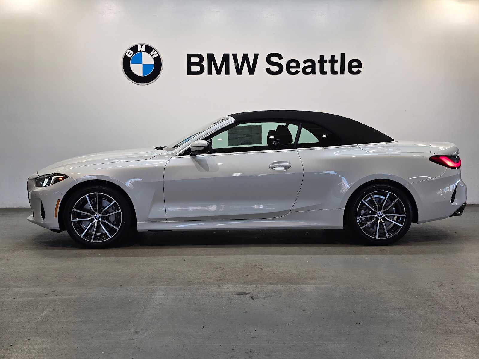 Thumbnail: 2026 BMW 4 Series - 3