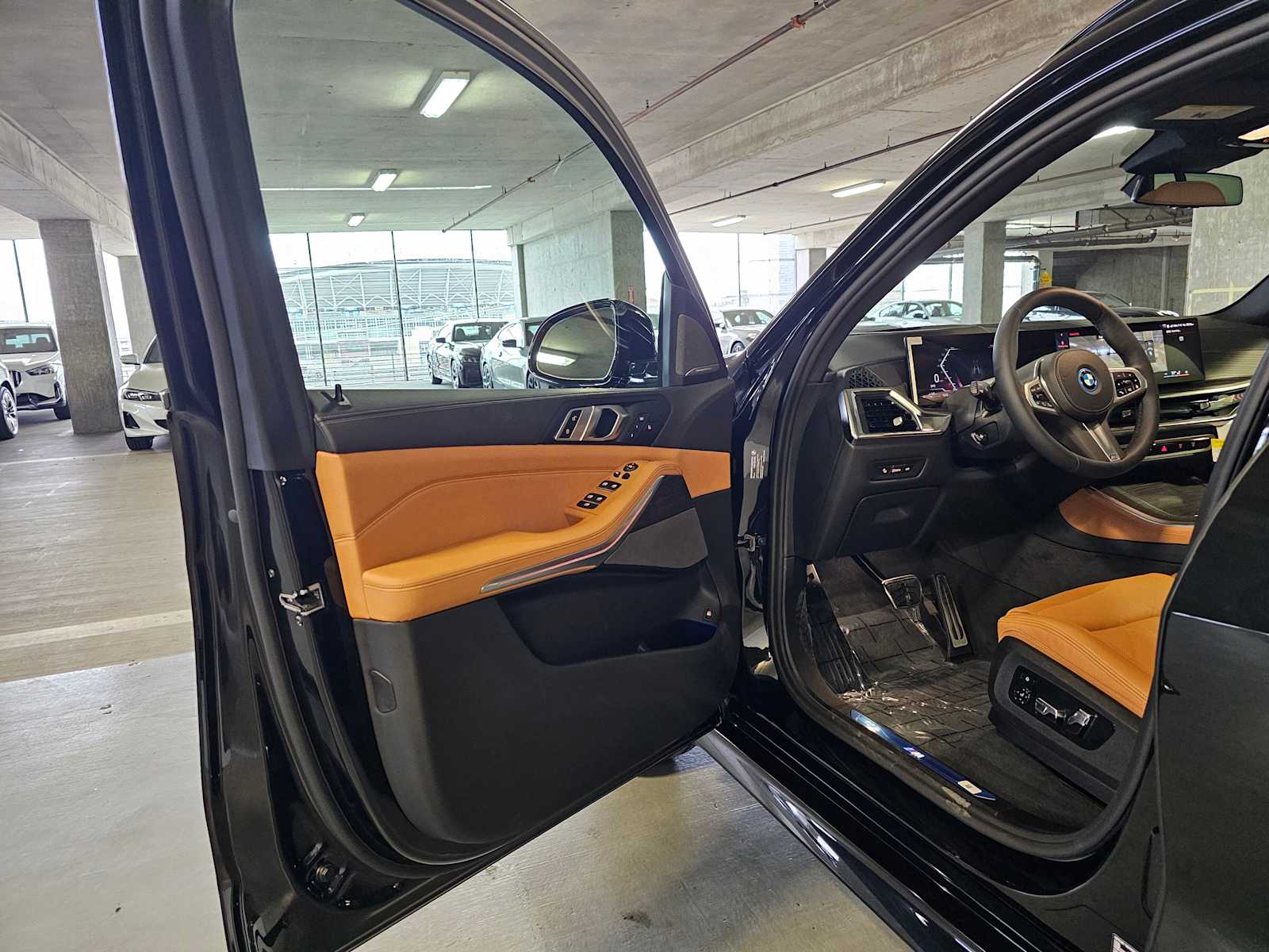 Thumbnail: 2026 BMW X5 - 32